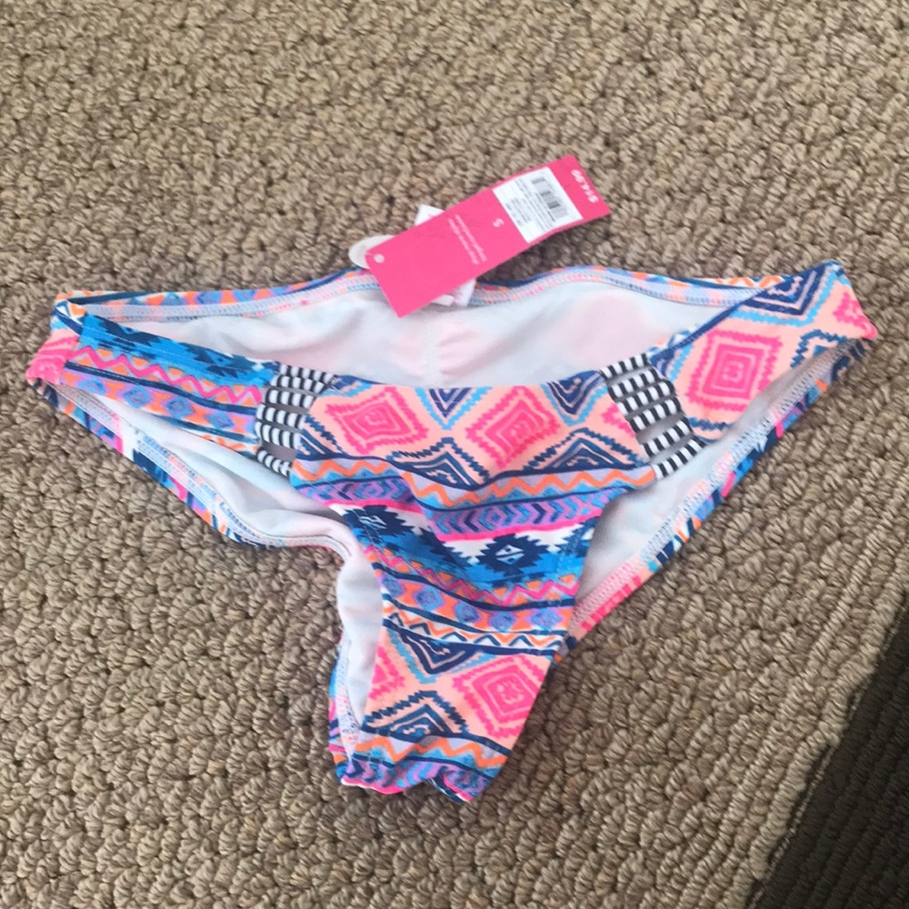 NWT bikini bottoms!